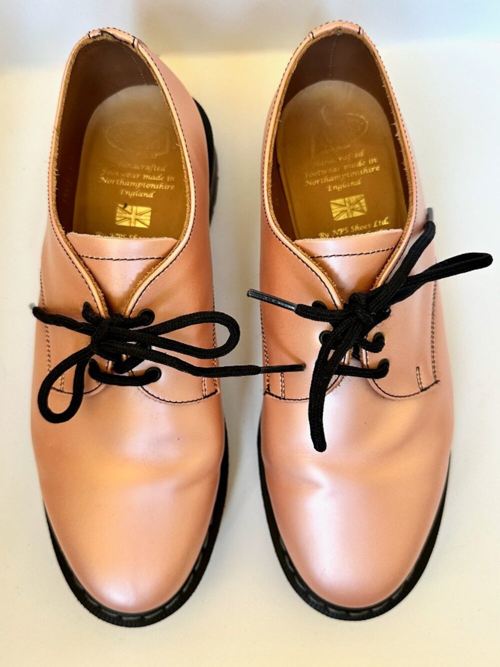Solovair Gibson US 9.5 (UK 7.5) Iridescent Pink Leather Made in England Derby